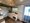 Tiny House auf dem Alpaka-Hof | Küche - Schlafboden - Tür
